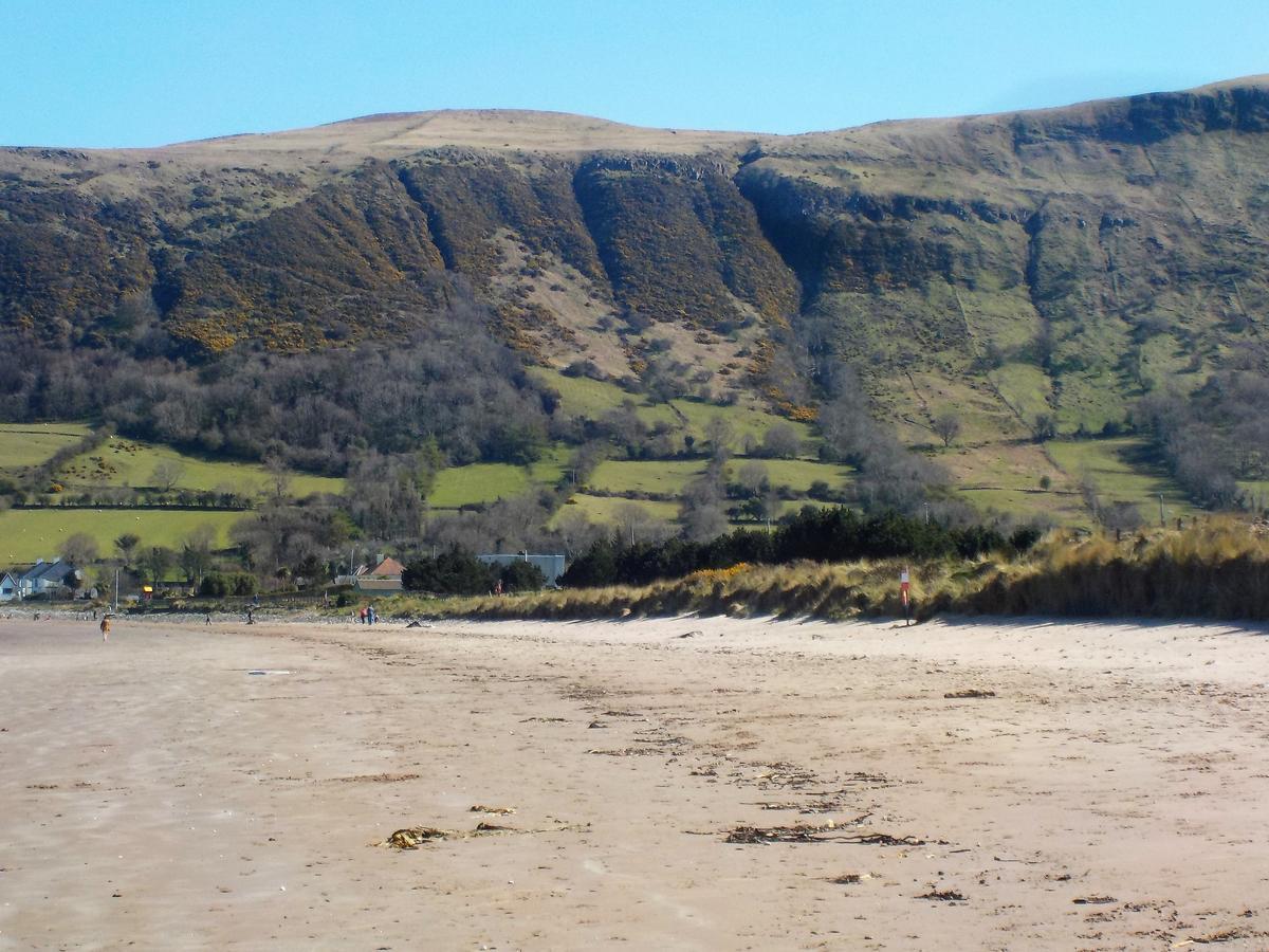 Bed and Breakfast 1 Bayview Glenariff Esterno foto