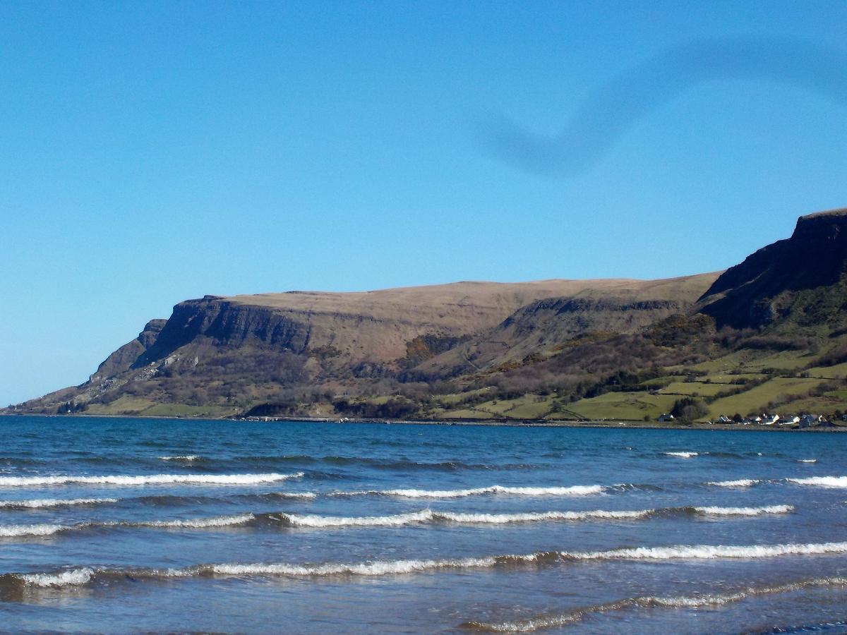 Bed and Breakfast 1 Bayview Glenariff Esterno foto